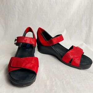 Wolky EPOCH Wedge Sandal